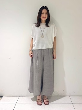 「INDIVI（インディヴィ）の【洗える／清涼感】コクーンシルエットニット（ニット/セーター、ホワイト系）」を使った、そんさん（レディース・155cm）の夏コーディネート