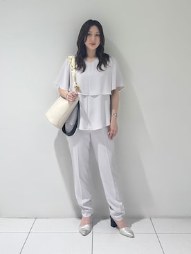 「INDIVI（インディヴィ）の【着る日傘】シフォンドッキングブラウス（シャツ/ブラウス、グレー系）」を使った、そんさん（レディース・155cm）の夏コーディネート