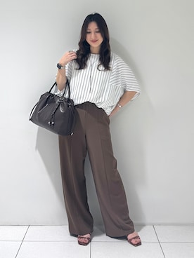 「INDIVI（インディヴィ）の【UVケア／接触冷感】ジョーゼットドルマンブラウス（シャツ/ブラウス、ホワイト系）」を使った、そんさん（レディース・155cm）の夏コーディネート