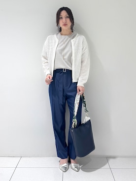 「INDIVI（インディヴィ）の【洗える／コットン】メッシュジップニットカーディガン（カーディガン/ボレロ、ホワイト系）」を使った、そんさん（レディース・155cm）の夏コーディネート