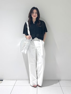 「INDIVI（インディヴィ）の【洗える／ドットモチーフ】ケープスリーブブラウス（シャツ/ブラウス、ブラック系）」を使った、そんさん（レディース・155cm）の夏コーディネート