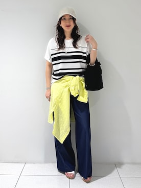 「INDIVI（インディヴィ）の【接触冷感／2WAY】カシュクールリネンシャツ（シャツ/ブラウス、イエロー系）」を使った、そんさん（レディース・155cm）の夏コーディネート