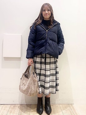 「index（インデックス）のKAWADAダウンペプラムショートコート【撥水/洗濯機OK/静電気防止裏地】（ダウンジャケット/コート、ブルー系）」を使った、Ririさん（レディース・152cm）の秋コーディネート