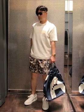 「ARMANI EXCHANGE（アルマーニエクスチェンジ）の【A|X アルマーニ エクスチェンジ】WE AXロゴ 半袖スウェットシャツ（スウェット、ホワイト系）」を使った、Toschiakiさん（メンズ・168cm）の夏コーディネート