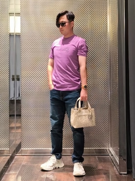 「ARMANI EXCHANGE（アルマーニエクスチェンジ）の【A|X アルマーニ エクスチェンジ】クロスレース ソックススニーカー（スニーカー、ホワイト系）」を使った、Toschiakiさん（メンズ・168cm）の春コーディネート