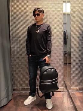 「ARMANI EXCHANGE（アルマーニエクスチェンジ）の【A|X アルマーニ エクスチェンジ】オールオーバーロゴ レースアップスニーカー（スニーカー、ブラック系）」を使った、Toschiakiさん（メンズ・168cm）の春コーディネート