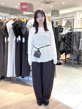 「アイテム（その他トップス、ホワイト系）」を使った、wakame 𓈒𓏸さん（レディース・160cm）の秋コーディネート