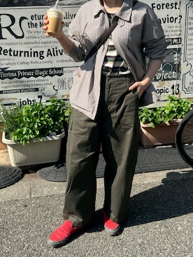 「差し色(赤)」｜berwickomotesandoさん（レディース・162cm）の春コーディネート