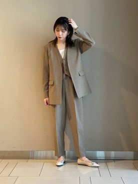 「CIS.（シス）のアイテム（パンツ）」を使った、SUIT SQUAREさん（レディース・163cm）の冬コーディネート