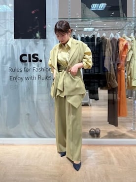 SUIT SQUAREさんのコーディネート