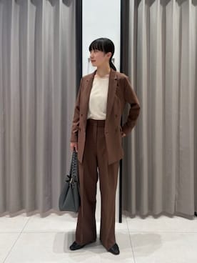 「SUIT SQUARE（スーツスクエア）のCHANTOWA／シアー2WAYカーディガン／長袖／ウォッシャブル／接触冷感／無地（カーディガン/ボレロ、ベージュ系）」を使った、SUIT SQUAREさん（メンズ・186cm）の春コーディネート