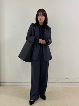 「SUIT SQUARE（スーツスクエア）の縦型ワンショルダーバッグ スムースフェイクレザー（ショルダーバッグ、ブラック系）」を使った、SUIT SQUAREさん（レディース・157cm）の春コーディネート