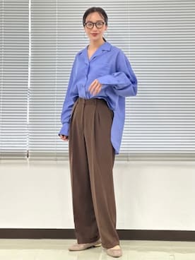 「CIS.（シス）のCIS．シアータンブラーオーバーシャツ ウォッシャブル 無地（シャツ/ブラウス、ブルー系）」を使った、SUIT SQUAREさん（レディース・157cm）の春コーディネート