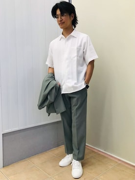 「AOYAMA（アオヤマ）のリネンライクオープンカラーシャツ【半袖】【Reflax】（シャツ/ブラウス、ホワイト系）」を使った、SUIT SQUAREさん（メンズ・186cm）の春コーディネート