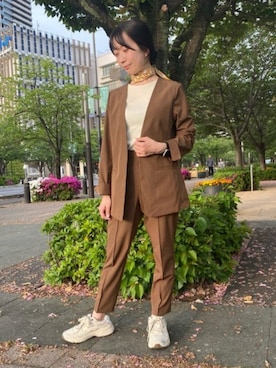 「アイテム（スーツセット、ブラウン系）」を使った、SUIT SQUAREさん（レディース・152cm）の冬コーディネート