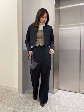 「CIS.（シス）のアイテム（パンツ）」を使った、SUIT SQUAREさん（レディース・160cm）の冬コーディネート