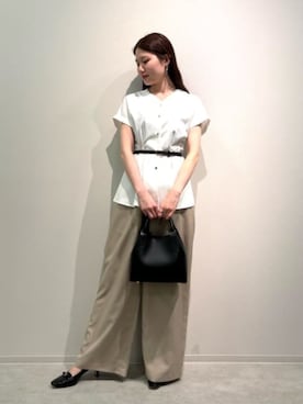 「SUIT SQUARE（スーツスクエア）のCHANTOWA／リネンライクワイドパンツ／ウォッシャブル／接触冷感／無地（その他パンツ、ベージュ系）」を使った、SUIT SQUAREさん（レディース・159cm）の夏コーディネート