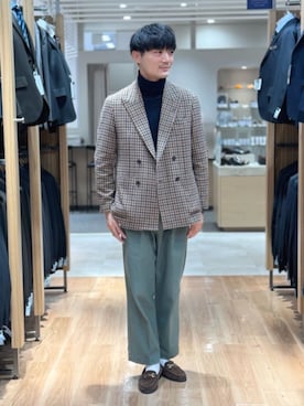 「アイテム（テーラードジャケット）」を使った、SUIT SQUAREさん（メンズ・175cm）の冬コーディネート