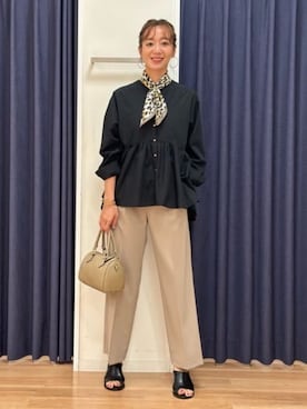 「SUIT SQUARE（スーツスクエア）のチュニックブラウス ウォッシャブル UVカット シアーソフトクロス 無地（シャツ/ブラウス、ブラック系）」を使った、SUIT SQUAREさん（レディース・159cm）の夏コーディネート
