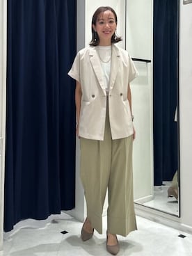 「CIS.（シス）のCIS． ライトウェイトタックストレートパンツ ウォッシャブル（その他パンツ、グリーン系）」を使った、SUIT SQUAREさん（メンズ・186cm）の春コーディネート