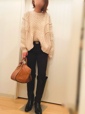 「LOEWE（ロエベ）のアイテム」を使った、mee☆さん（レディース・160cm）の冬コーディネート