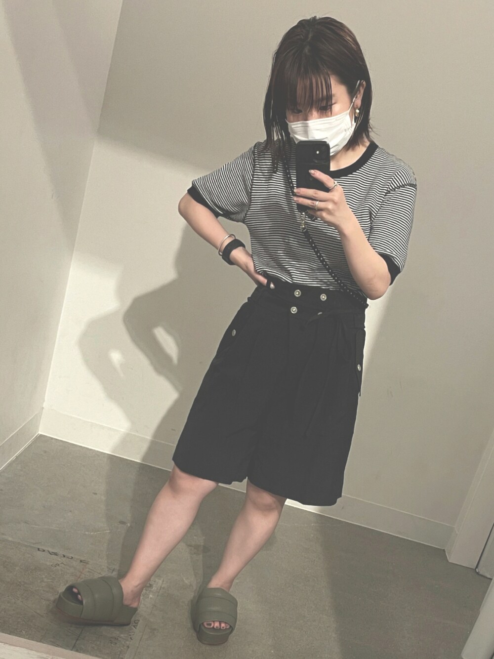 「チャリ通、身長縮んでた」｜「Healthknitのアイテム（Tシャツ/カットソー、ホワイト系）」を使った、jad_pj_dmwさん（レディース・148cm）の夏コーディネートの1枚目の写真