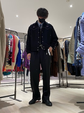 「SYU.HOMME/FEMM（シュウ）のアイテム」を使った、ULAさん（メンズ・179cm）の秋コーディネート