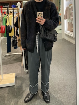 「ごきげんウィーク」｜「アイテム（メッセンジャーバッグ）」を使った、ULAさん（メンズ・179cm）の春コーディネート