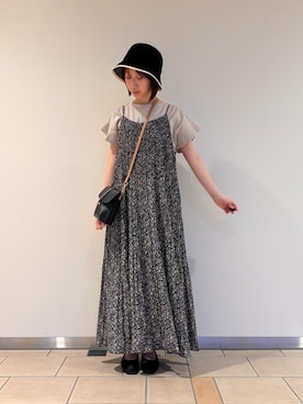 「ITEMS URBANRESEARCH（アイテムズ アーバンリサーチ）のアイテム（Tシャツ/カットソー）」を使った、れ い か さん（レディース・153cm）の春コーディネート