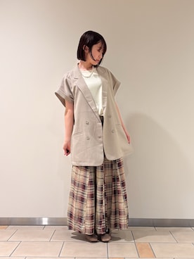 「ITEMS URBANRESEARCH（アイテムズ アーバンリサーチ）のREFINED LINEN ドルマンブラウス（シャツ/ブラウス、ホワイト系）」を使った、れ い か さん（レディース・153cm）の夏コーディネート