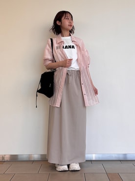 「ITEMS URBANRESEARCH（アイテムズ アーバンリサーチ）のカットタイトスカート（スカート、ベージュ系）」を使った、れいかさん（レディース・153cm）の夏コーディネート