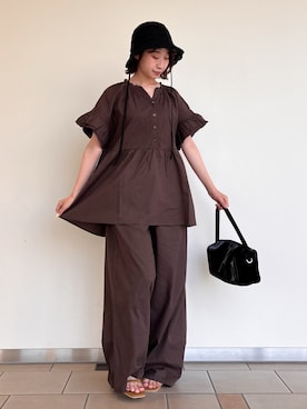 「ITEMS URBANRESEARCH（アイテムズ アーバンリサーチ）の袖フリルスキッパーブラウス（シャツ/ブラウス、ブラウン系）」を使った、れいかさん（レディース・153cm）の夏コーディネート