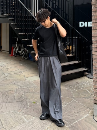 「LURAKU(ルラク)の【LURAKU】Loose Neck Cropped Tee / ルーズネッククロップドTシャツ(Tシャツ/カットソー)」を使った、Takamitsuさん(メンズ・178cm)の夏コーディネート