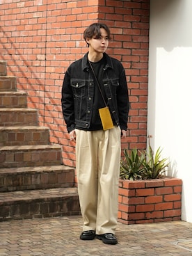 「ノームコア」｜「アイテム（チノパンツ）」を使った、Takamitsuさん（メンズ・179cm）の春コーディネート