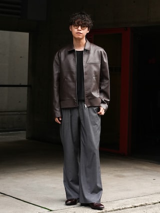 「LURAKU(ルラク)の【LURAKU】One tuck straight slacks / 1タックストレートスラックス|SETUP対応(スラックス)」を使った、Takamitsuさん(メンズ・178cm)の秋コーディネート