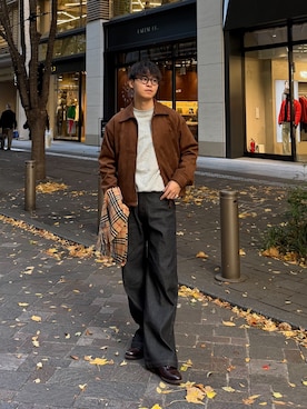 「アイテム（マフラー）」を使った、Takamitsuさん（メンズ・178cm）の秋コーディネート