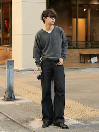 「LURAKU(ルラク)の【LURAKU】Cashmere Blend V-neck Knit / カシミヤブレンドVネックニット(ニット/セーター)」を使った、Takamitsuさん(メンズ・178cm)の秋コーディネート