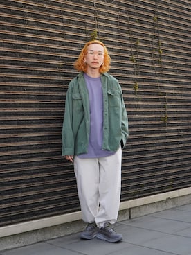 「marka（マーカ）のアイテム（スウェットパンツ）」を使った、ARKnets STAFFさん（メンズ・171cm）の春コーディネート