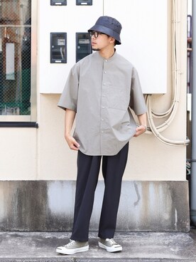「marka（マーカ）のアイテム（スラックス）」を使った、ARKnets STAFFさん（メンズ・173cm）の夏コーディネート