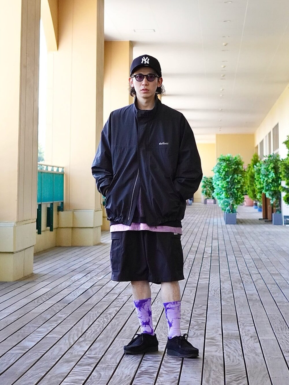 「WILDTHINGS、ONLY ARK、ナイロンジャケット、ミリタリージャケット」｜「WILD THINGSのWILD THINGS / ワイルドシングス：【ONLYARK】 別注 Military jacket：ONLYARK-0-1012[AST]（ナイロンジャケット、ブラック系）」を使った、ARKnets STAFFさん（メンズ・168cm）の夏コーディネートの1枚目の写真