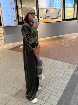 「アイテム（つなぎ/オールインワン）」を使った、ぱぱちゃんさん（レディース・164cm）の秋コーディネート