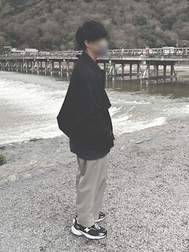 「春服デビュー宣言」｜「アイテム（ミリタリージャケット）」を使った、りんすけさん（メンズ・171cm）の春コーディネート
