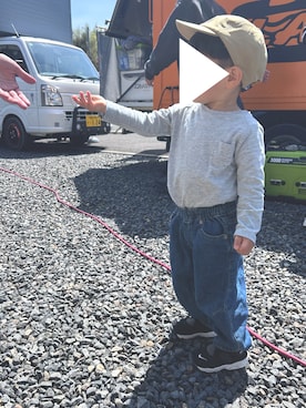 「GAP（ギャップ）のアイテム（パンツ）」を使った、oshamaさん（キッズ・130cm）の夏コーディネート