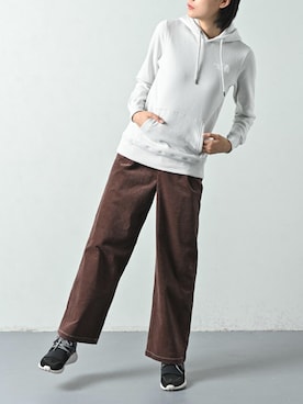 「THE NORTH FACE（ザノースフェイス）のアイテム（パーカー）」を使った、ROCKSTE【公式アカウント】さん（レディース・171cm）の秋コーディネート