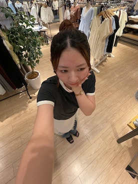 「LOWRYS FARM（ローリーズファーム）のイージーバギーデニム　601067（デニムパンツ、ブルー系）」を使った、Himeさん（レディース・158cm）の夏コーディネート