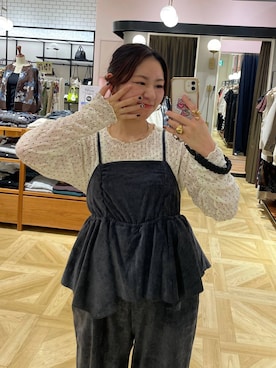 「アイテム（スマホグッズ）」を使った、Himeさん（レディース・158cm・20代）の秋コーディネート