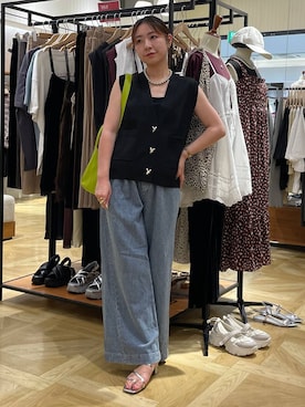 「アイテム（ベスト）」を使った、Himeさん（レディース・158cm）の夏コーディネート