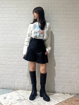 「PBLIM（ページボーイリム）のアイテム（Tシャツ/カットソー）」を使った、きゃぷさん（レディース・157cm）の秋コーディネート