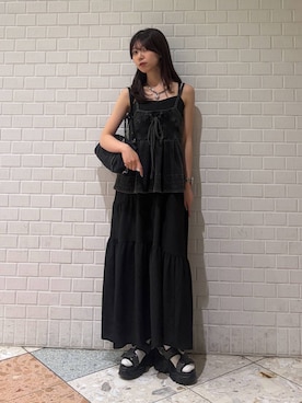 「PAGEBOY（ページボーイ）の＜まるでデニム見え！/紫外線カット/接触冷感/ストレッチ＞マルデニペプラムビスチェ（その他トップス、ブラック系）」を使った、きゃぷさん（レディース・157cm）の夏コーディネート