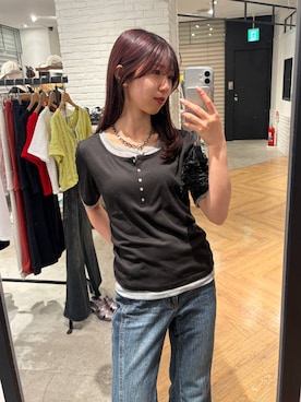「PAGEBOY（ページボーイ）のスリムレッグフレアデニム【4color/4size】（デニムパンツ、ブルー系）」を使った、きゃぷさん（レディース・157cm）の春コーディネート